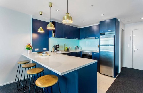 Auckland Central Business District Apartamento | Urban Horizon with sea views and pool