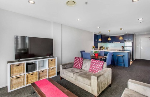 Auckland Central Business District Apartamento | Urban Horizon with sea views and pool