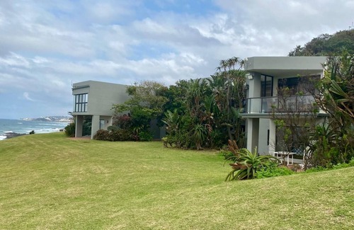 Salt Rock Apartamento | Sea View apartment on a private Sheffield Beach. Ballito. South Africa. Secured!
