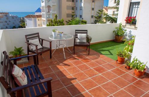 Estepona Apartamento | Sea view apartment, shared pools, Estepona, 60 m²