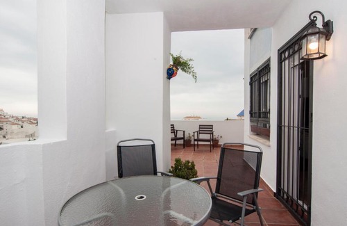 Estepona Apartamento | Sea view apartment, shared pools, Estepona, 60 m²
