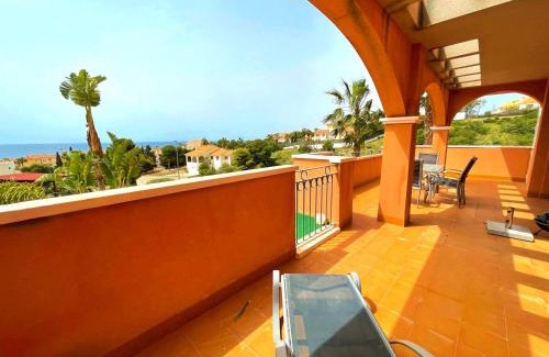 Los Puertos Apartamento | Sea view apartment with garden Mojon Hills