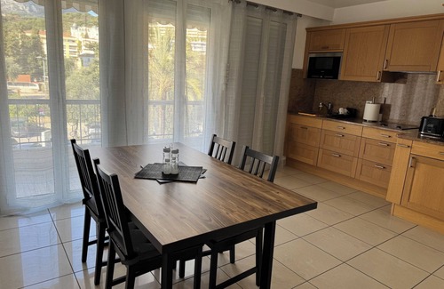 French Riviera Apartamento | Sea view apartment with terrace, fully equipped