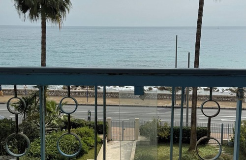 French Riviera Apartamento | Sea view apartment with terrace, fully equipped