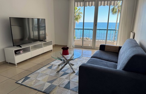 French Riviera Apartamento | Sea view apartment with terrace, fully equipped