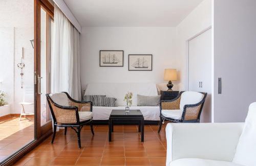 Tossa de Mar Apartamento | Sea view Balcony apartment