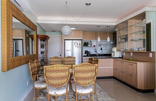 Ingleses Norte Apartamento | SEA VIEW | Balcony with Barbecue #IA09