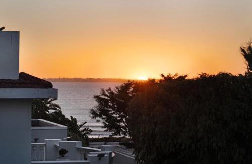 Big Bay Villa | Sea View Hilltop Villa, Blouberg