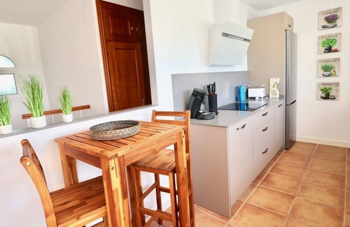 Cabo Roche Casa | Sea view holiday home with garden and private pool on the sandy beach in Roche