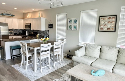 Myrtle Beach Casa | Sea View Home 6 bed 3bedroom-garage near boardwalk