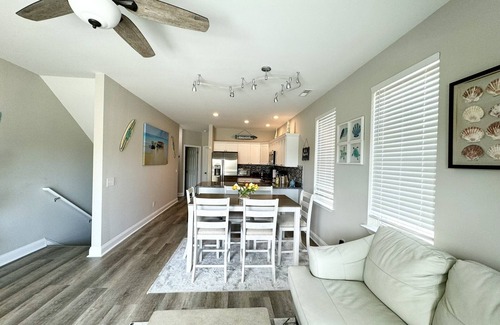 Myrtle Beach Casa | Sea View Home 6 bed 3bedroom-garage near boardwalk