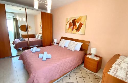 Qawra Apartamento | Sea view home away from home
