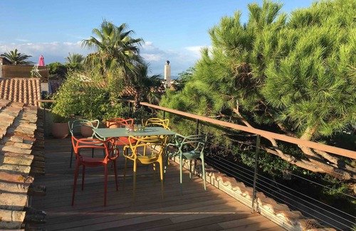 La Capte Casa | Casa con vistas al mar a pocos metros de la playa y tiendas.