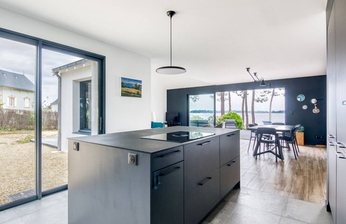 Larmor-Baden Casa | Vrbo Property