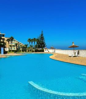 Cherrat Apartamento | Sea View Luxury Apartment Just Steps from the beach