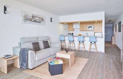 Santiago del Teide Apartamento | Sea View Neptuno by Interhome