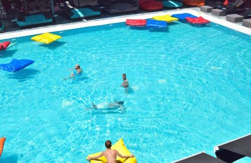 Salamis Apartamento | Sea View Serenity Βeachfront & Pool 102
