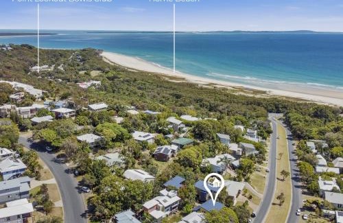 Point Lookout Casa | Sea View + Sleeps 8 + 3 mins to Beach