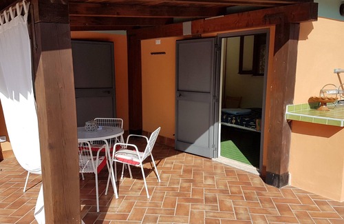 Latina Lido Casa | Terraza con vistas al mar y servicios