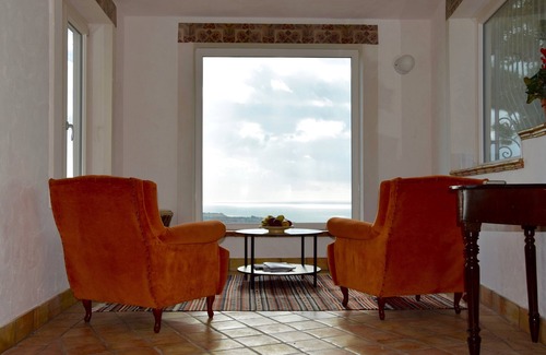 Sciacca Casa | Villa con vistas al mar inmerso en olivar.