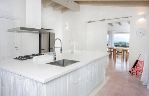 Cugnana Verde Villa | Villa con vistas al mar con piscina privada, 3 dormitorios, 3 baños.