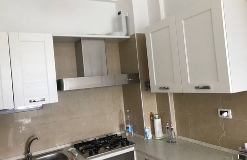 Silvi Marina Apartamento | Vista al mar con piscina y hermoso jardín.