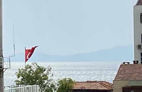 Old Town Apartamento | Sea View, Your Home in the Center of Alsancak