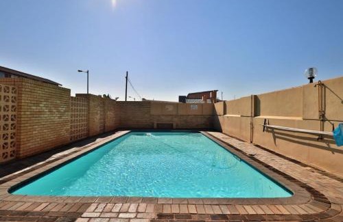 Kingsborough Apartamento | Sea Views at High Tide 1803