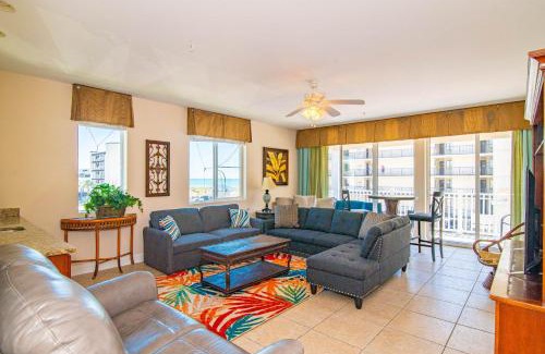 Windy Hill Casa | Sea Views at Ocean Breeze Beach Retreat