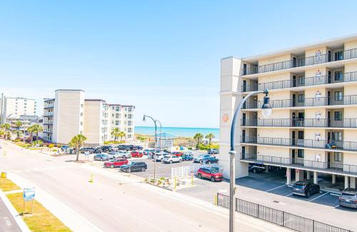 Windy Hill Casa | Sea Views at Ocean Breeze Beach Retreat