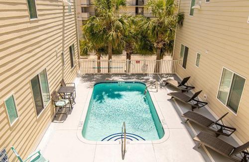 Windy Hill Casa | Sea Views at Ocean Breeze Beach Retreat