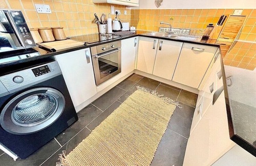 Llanddowror Apartamento | Sea Views, Hot tub, Balcony, 4 star Visit Wales