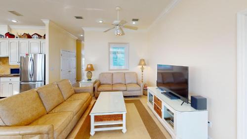 St. George Island Casa | Sea Watch-Beachfront-Private Pool-Pet Friendly