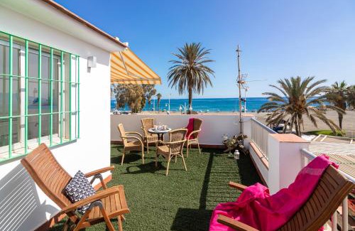 Las Acacias Casa | Sea & Wave Al Rolo Beach Apartment