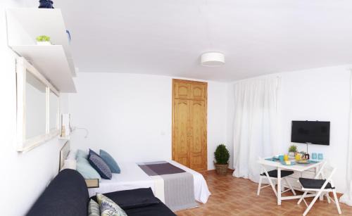 La Trinidad Apartamento | Sea & Wave Ventura Studio Apartment