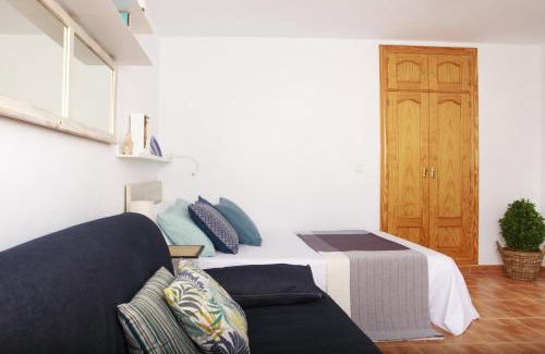 La Trinidad Apartamento | Sea & Wave Ventura Studio Apartment
