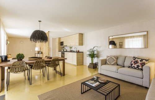 Charneca Villa | SEA´YA Family Surf Houses - Playa y paraíso montañoso