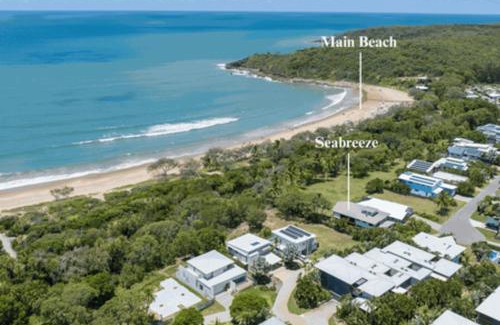 Agnes Water Casa | Seabreeze - 5 BR w Pool Table - Beachfront