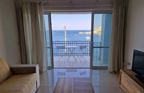 Marsalforn Apartamento | SeaBreeze Casablanca Flat
