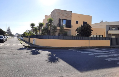 Esposende Casa | Seabreeze Villa in Esposende – Pool, 100m to the Sea, Sleeps 10