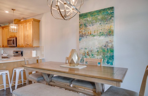 El Centro Beach Casa | Seabreeze -Walk to beach! Pet friendly!
