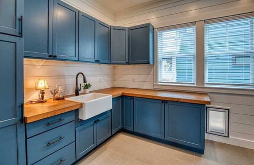 Seabrook Casa | Seabrook's Sunset Retreat: Dog Friendly