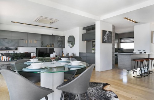 Bantry Bay Apartamento | Seacliffe 502 - Dos Habitaciones Piso, Capacidad 4