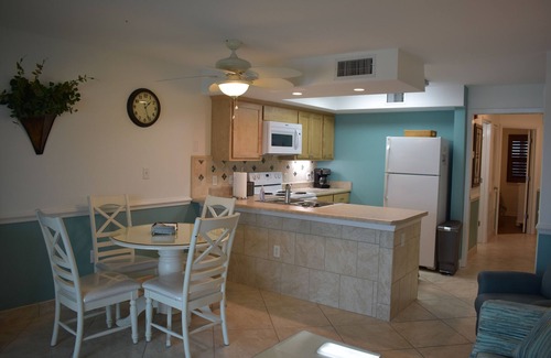 Gulf Shores Condominio | Seacrest 504 ~ Gulf Front-Vacation en noviembre, el mejor momento en la playa