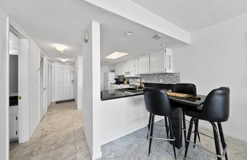 Seacrest Casa | "Seacrest 8" | Beachfront | Bike to Alys and Rosemary Beach