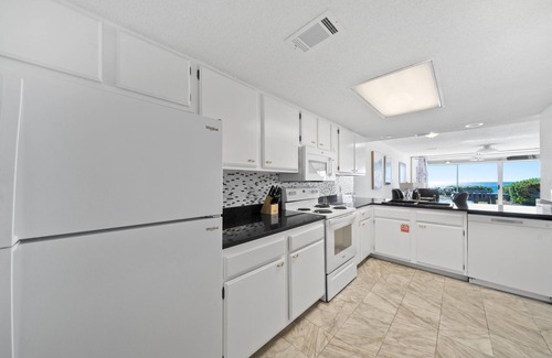 Seacrest Casa | "Seacrest 8" | Beachfront | Bike to Alys and Rosemary Beach
