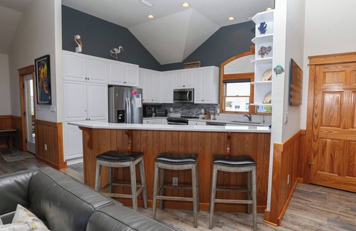 Duck Casa | Seaducktion - Spacious, oceanfront home with panoramic views and Private Pool!