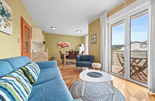 Suha Punta Apartamento | Seafront Apt on Sunny Rab Island - Neda Maslina