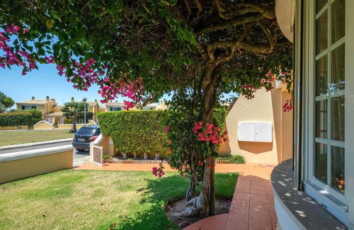 Cascais Villa | Impresionante villa frente al mar, capacidad para 8 personas con piscina, cancha de tenis - en Cascais