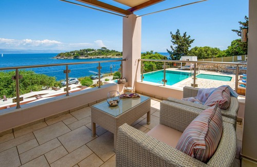Gaios Villa | Villa con piscina privada, vistas al mar y jardín, barbacoa, a sólo 10 minutos a pie de Gaios
